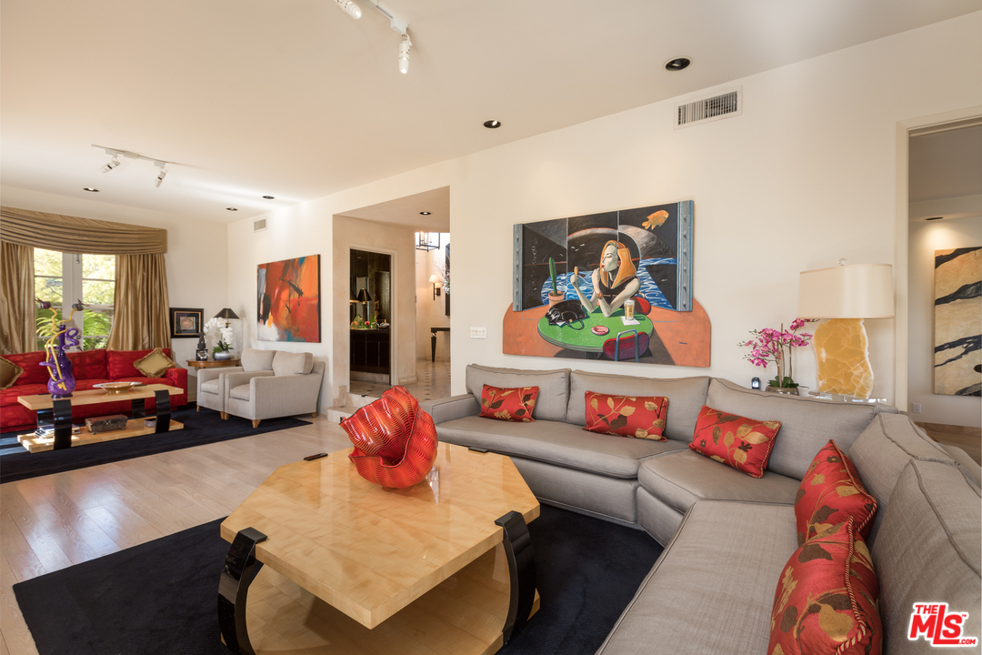 12473 Promontory Road Los Angeles, CA 90049 - Photo 8 of 48