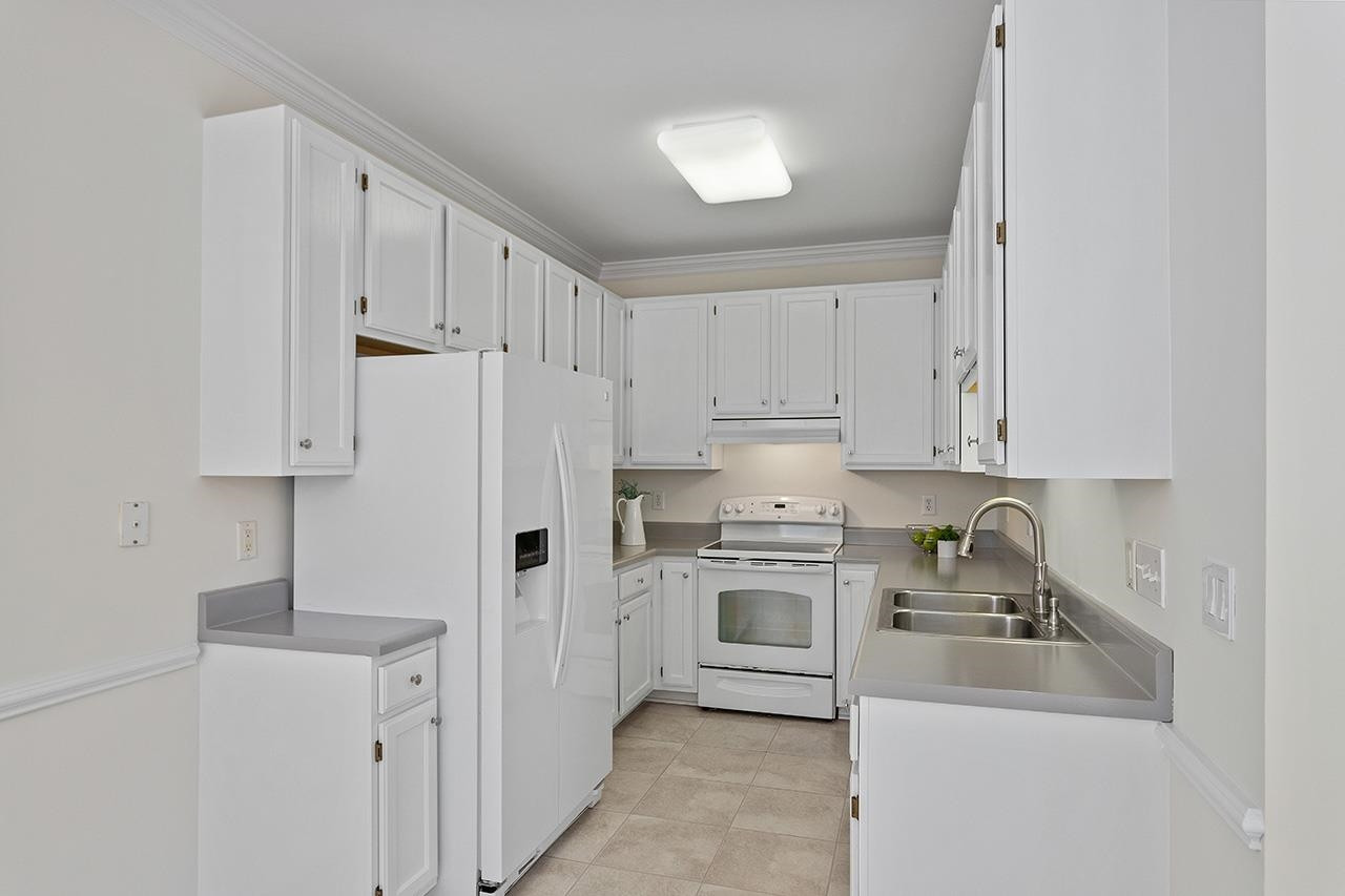 232 Vinca Circle Cary, NC 27513 - Photo 8 of 32 Photo 8