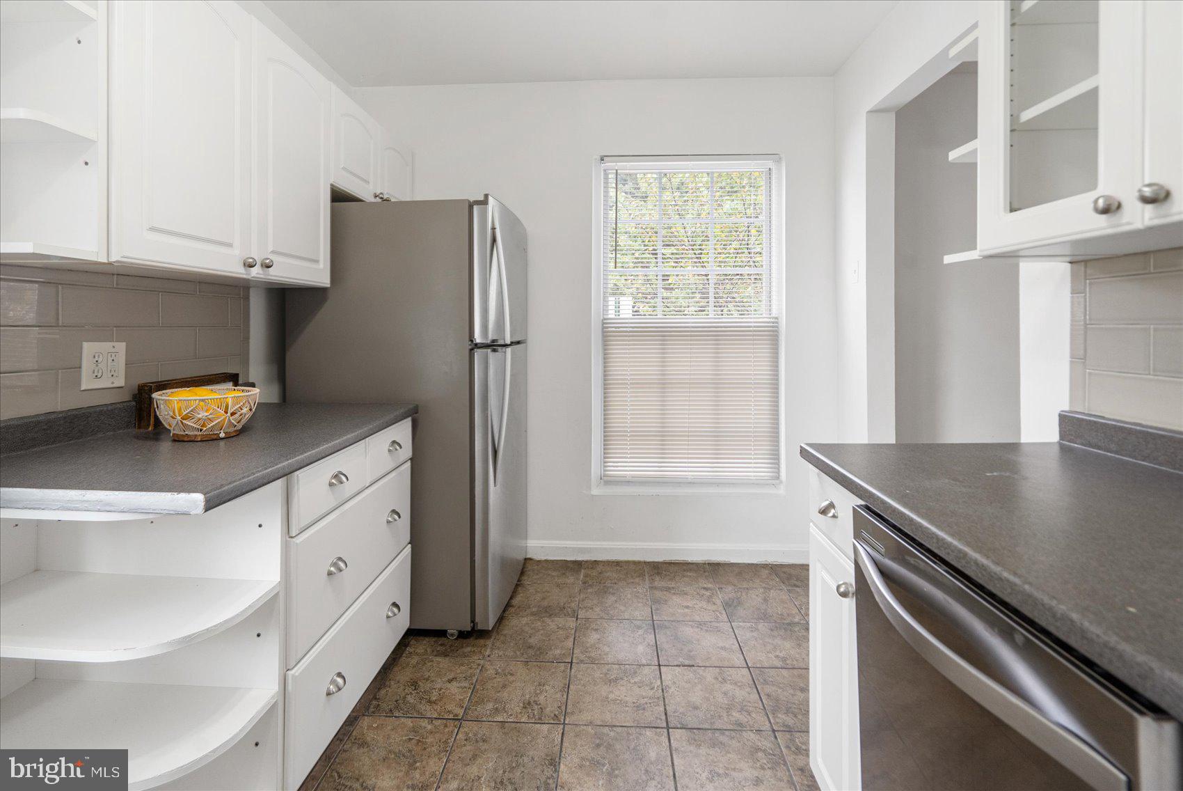 17 Lerner Court, Unit 33L Nottingham, MD 21236 - Photo 14 of 37