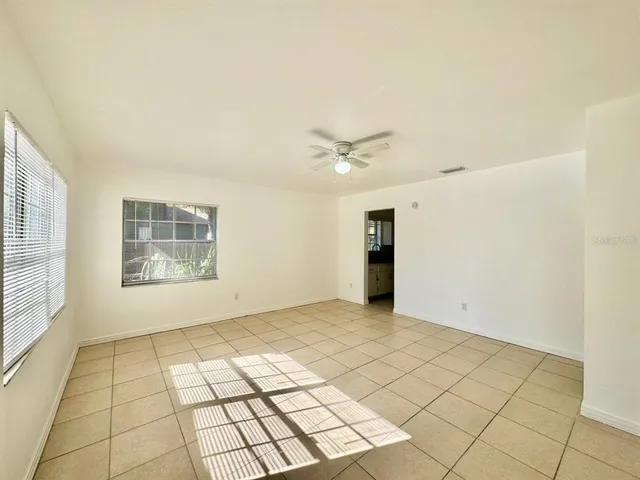 $1,700 | 1302 East New Orleans Avenue, Tampa, FL 33603