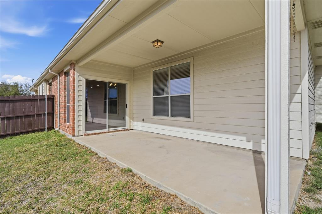 10986 Hawks Landing Road Fort Worth, TX 76052 - Photo 35 of 39