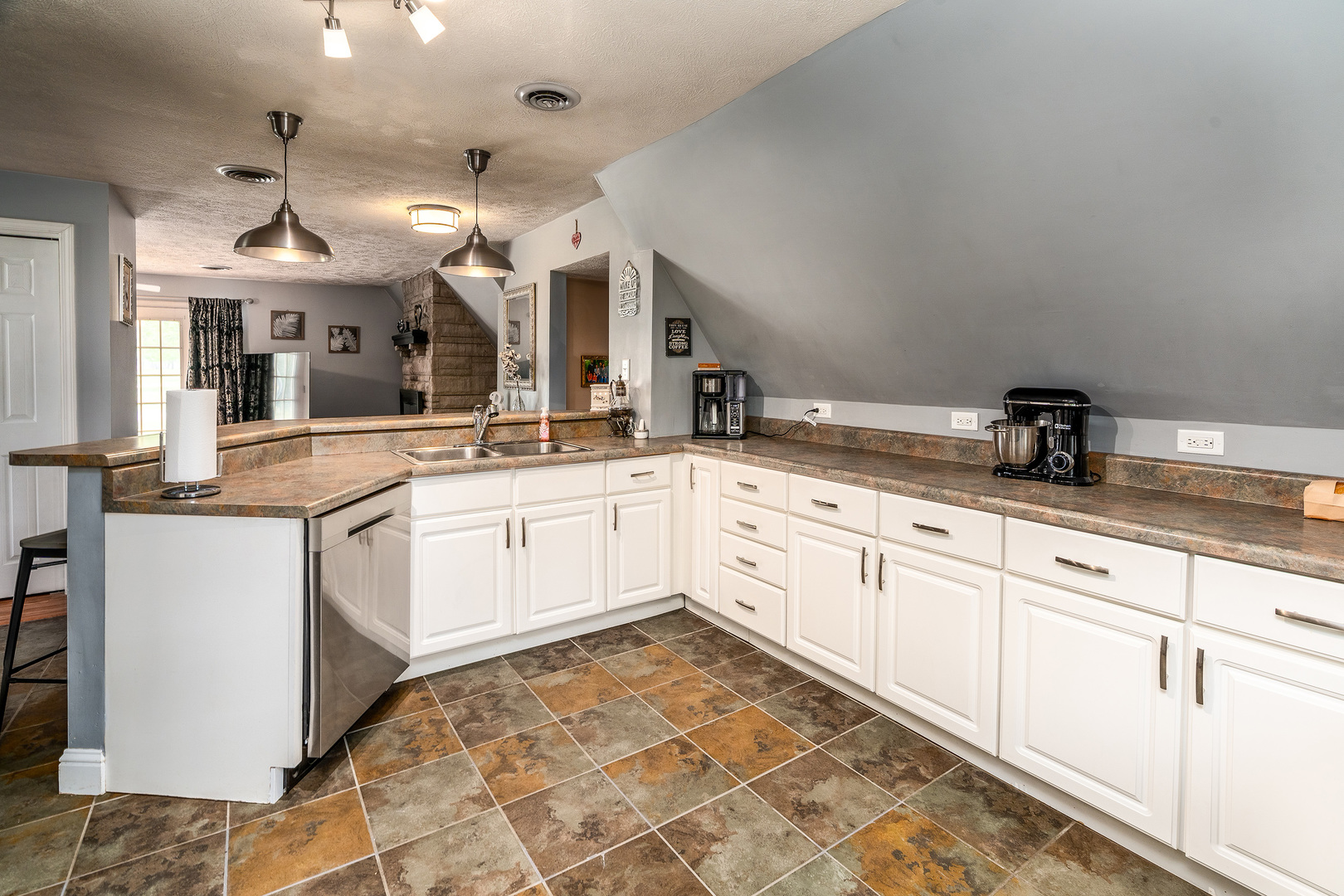 13265 Hafer Road Herrin, IL 62948 - Photo 17 of 60