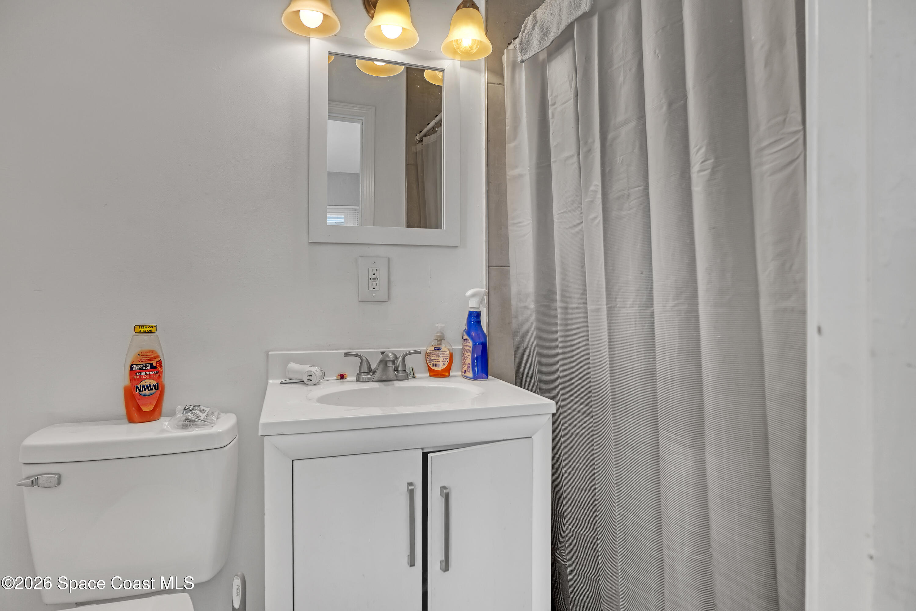 1051 Grove Avenue Cocoa, FL 32922 - Photo 19 of 38 a utility room with dryer and washer