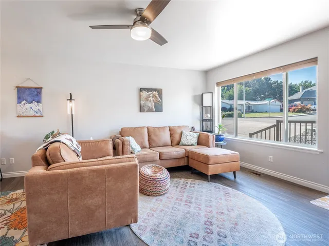 $494,900 | 507 Cedar Wood Lane, Wenatchee, WA 98801