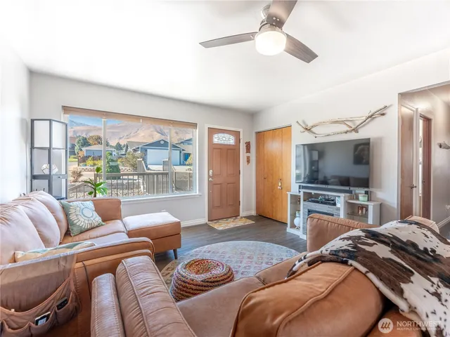 $494,900 | 507 Cedar Wood Lane, Wenatchee, WA 98801