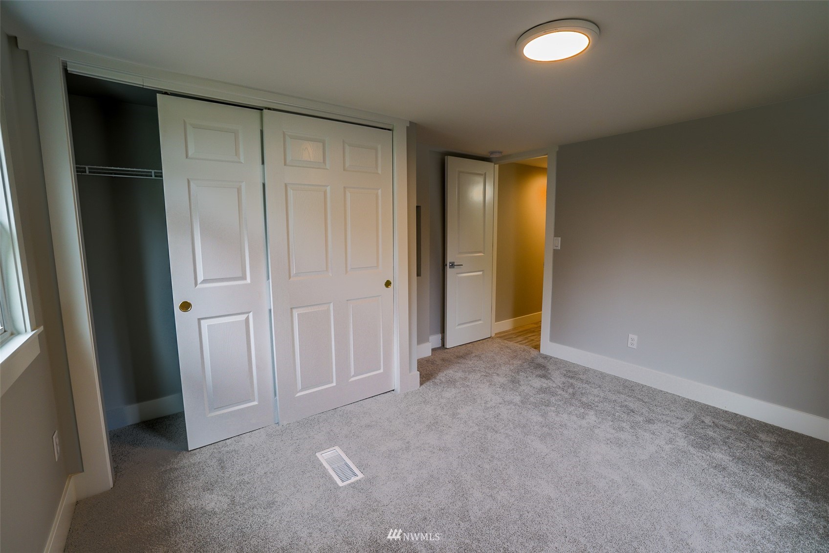 3504 Seattle Hill Road, Unit 2 Mill Creek, WA 98012 - Photo 25 of 30 an empty room with closet area