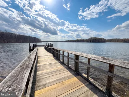 $166,000 | 18413 Bishopstone Court, Unit 41, Gaithersburg, MD 20886