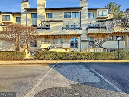 $169,900 | 18413 Bishopstone Court, Unit 41, Gaithersburg, MD 20886