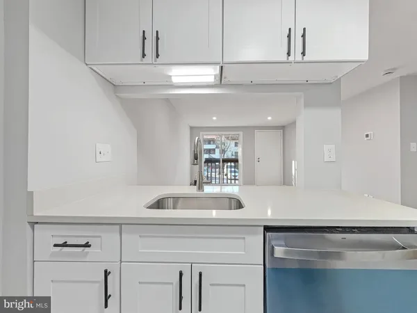 $169,900 | 18413 Bishopstone Court, Unit 41, Gaithersburg, MD 20886