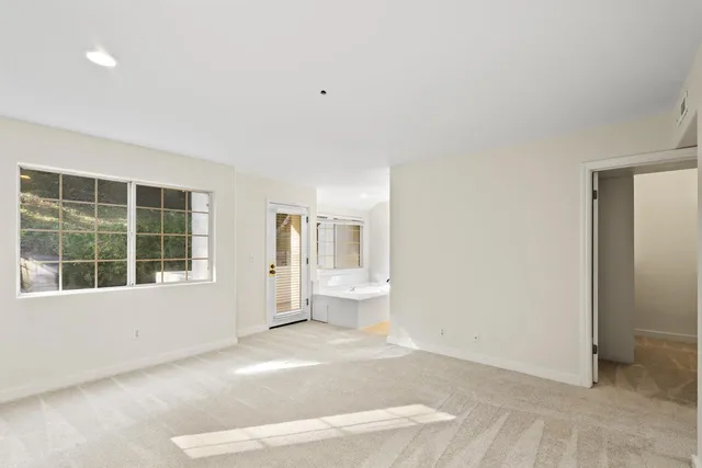 a view of empty room with front door