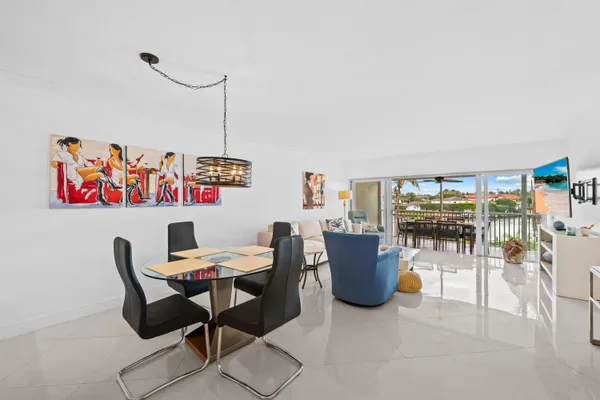 $489,900 | 400 North Federal Highway, Unit 315, Deerfield Beach, FL 33441