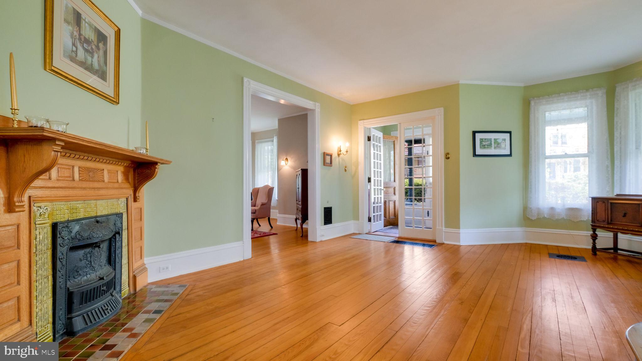130 Woodland Road Wyncote, PA 19095 - Photo 34 of 37 ENTRANCE with gleaming hardwood floors
