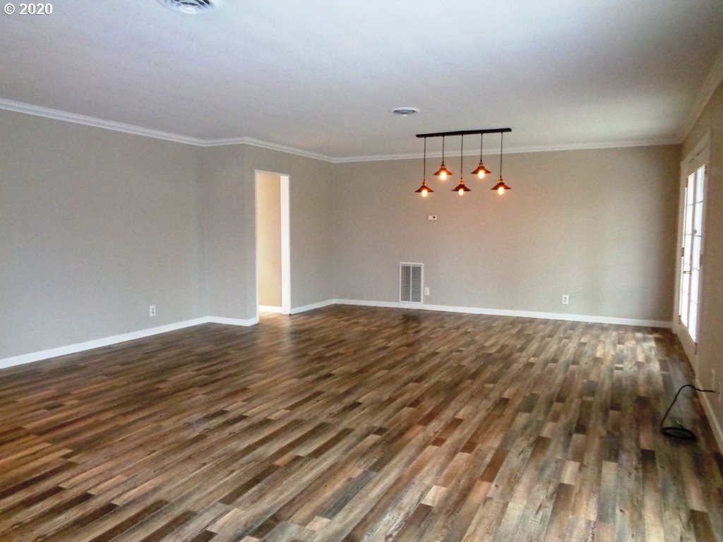 67295 West Westview Road North Bend, OR 97459 - Photo 14 of 31 Gallery Image 14