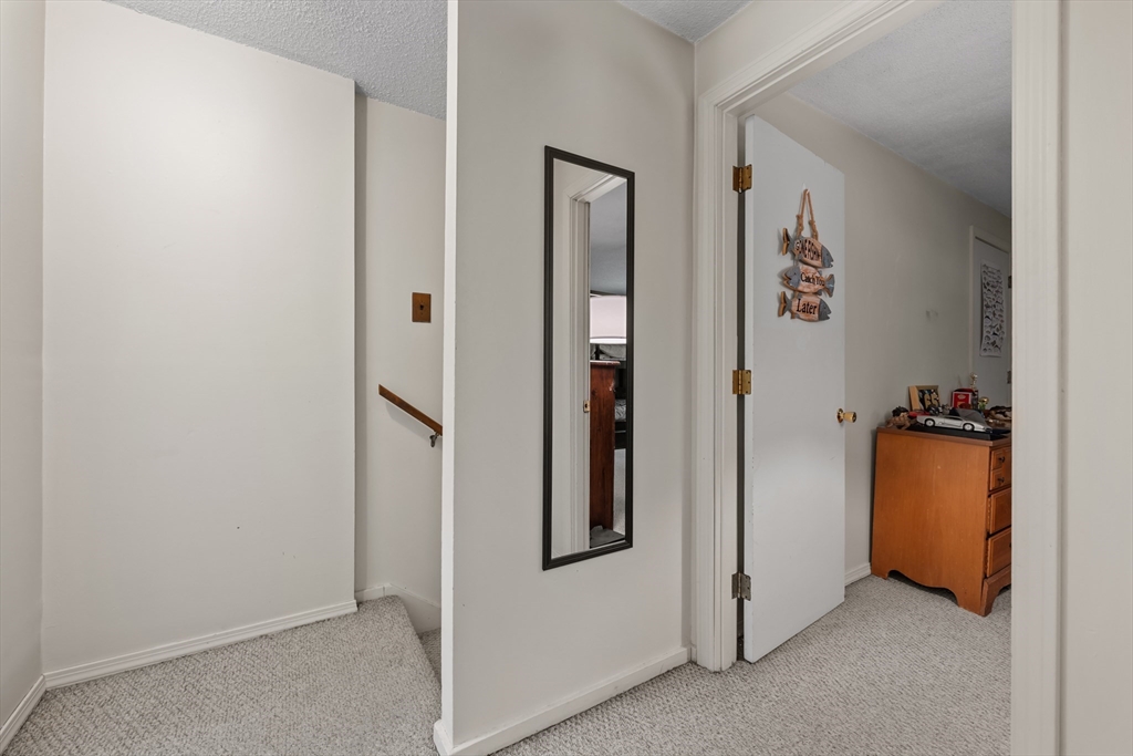 607-609 Flat Hill Road Lunenburg, MA 01462 - Photo 10 of 42