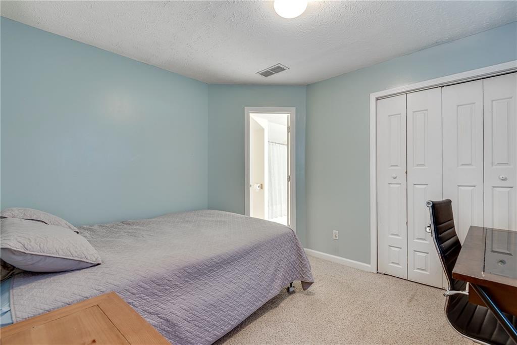 3410 Pinehurst Road Cumming, GA 30040 - Photo 33 of 40