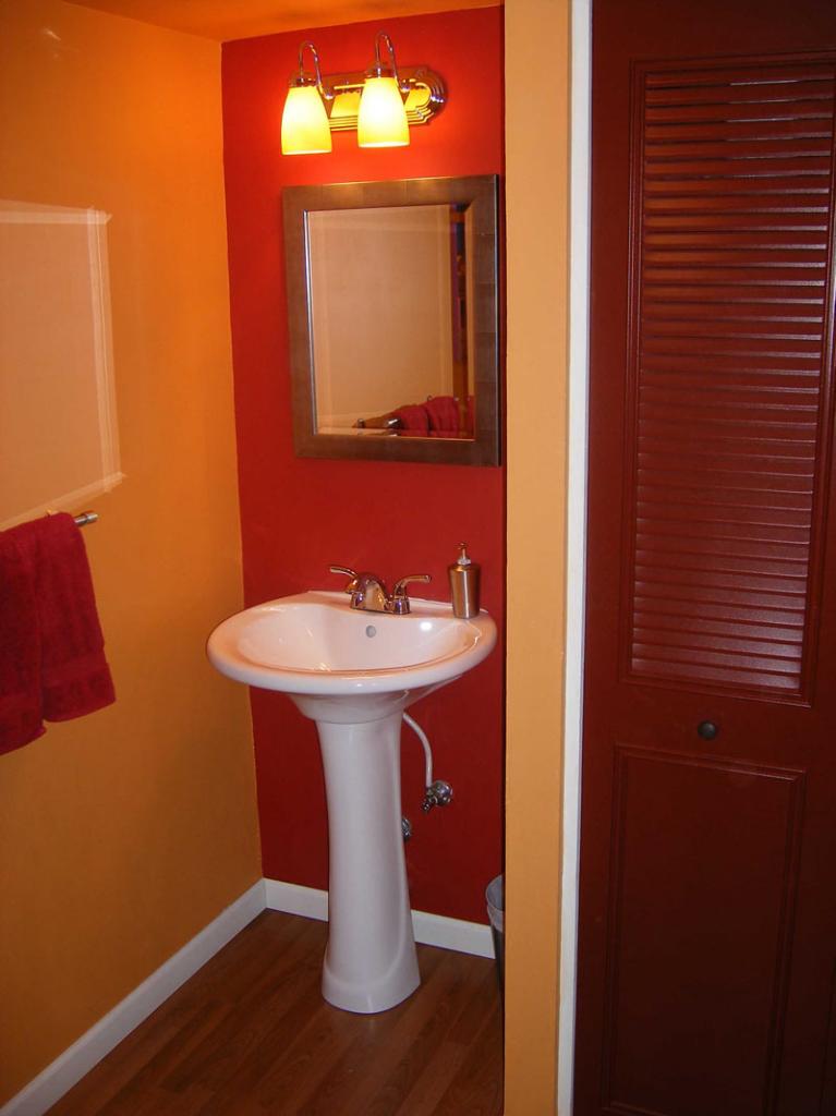 5132 North Granite Reef Road Scottsdale, AZ 85250 - Photo 3 of 7 Downstairs Bathroom