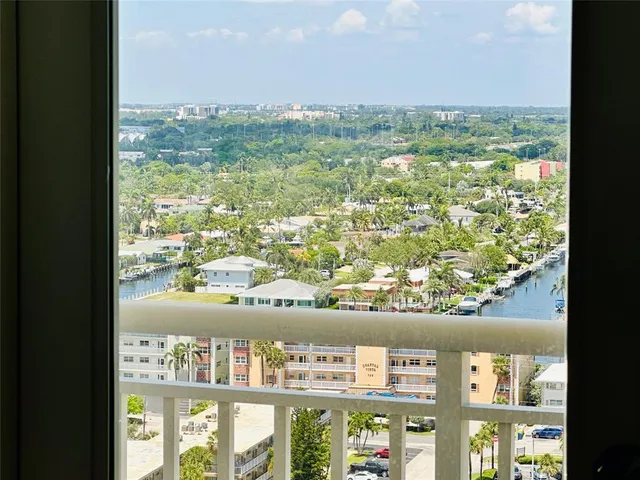 $669,900 | 750 North Ocean Boulevard, Unit 2010, Pompano Beach, FL 33062