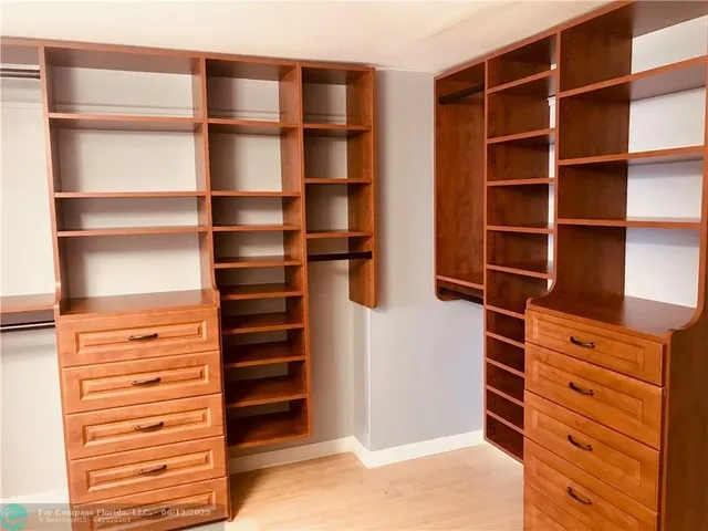 $669,900 | 750 North Ocean Boulevard, Unit 2010, Pompano Beach, FL 33062