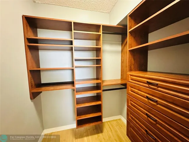 $669,900 | 750 North Ocean Boulevard, Unit 2010, Pompano Beach, FL 33062