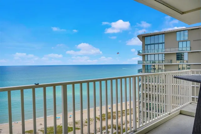 $669,900 | 750 North Ocean Boulevard, Unit 2010, Pompano Beach, FL 33062