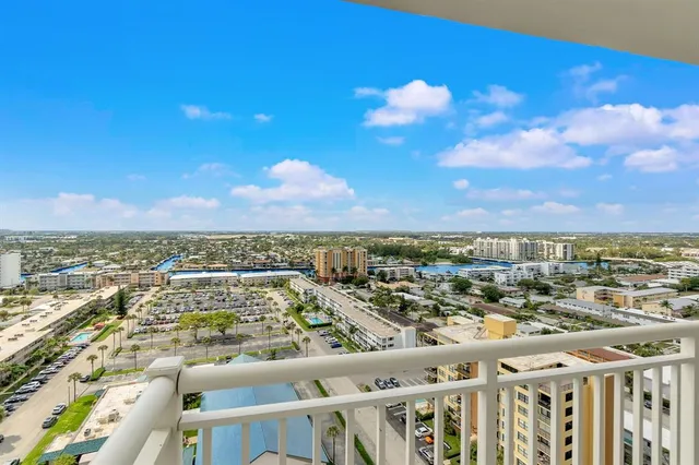 $669,900 | 750 North Ocean Boulevard, Unit 2010, Pompano Beach, FL 33062