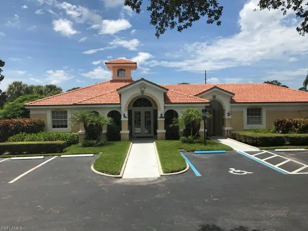$2,400 | 6922 Satinleaf Road North, Unit 203, Naples, FL 34109