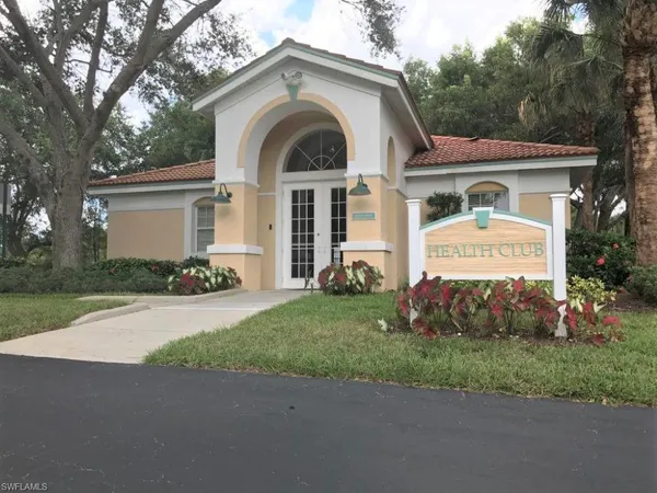 $2,400 | 6922 Satinleaf Road North, Unit 203, Naples, FL 34109