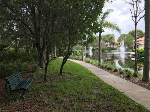 $2,550 | 6922 Satinleaf Road North, Unit 203, Naples, FL 34109