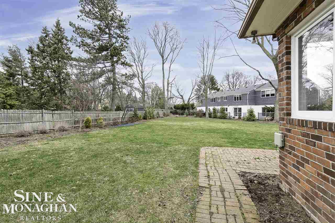 34 Edgemere Road Grosse Pointe Farms, MI 48236 - Photo 47 of 67