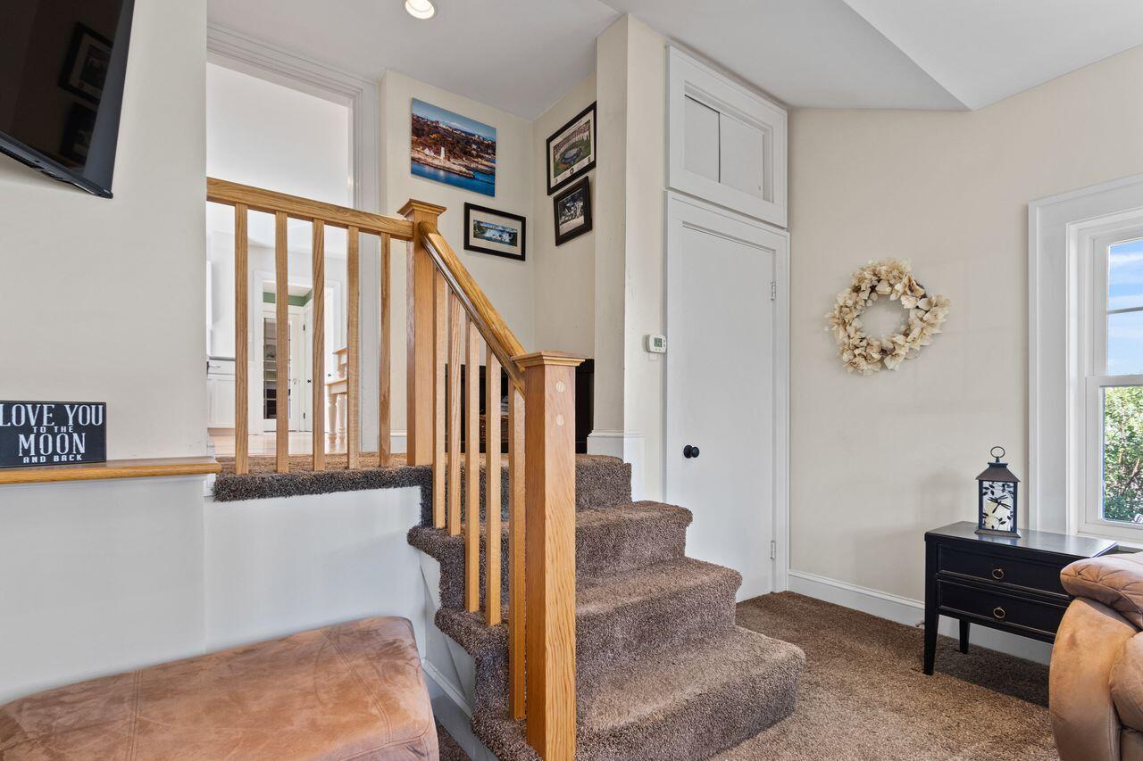 166 Hartley Street Portland, ME 04103 - Photo 22 of 62 20250722JS-72007