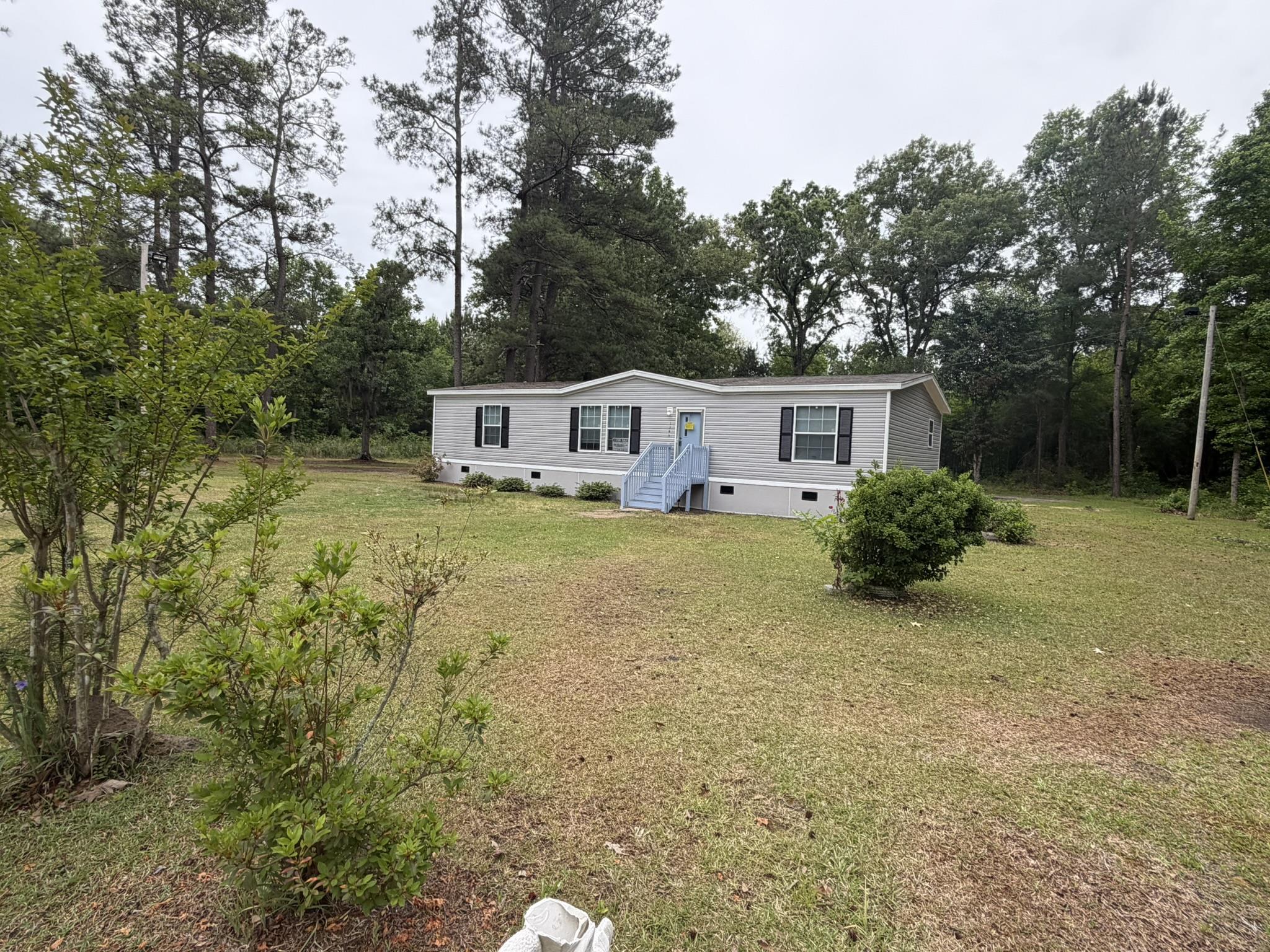 1389 County Rd S-45-678 Kingstree, SC 29556 - Photo 1 of 16