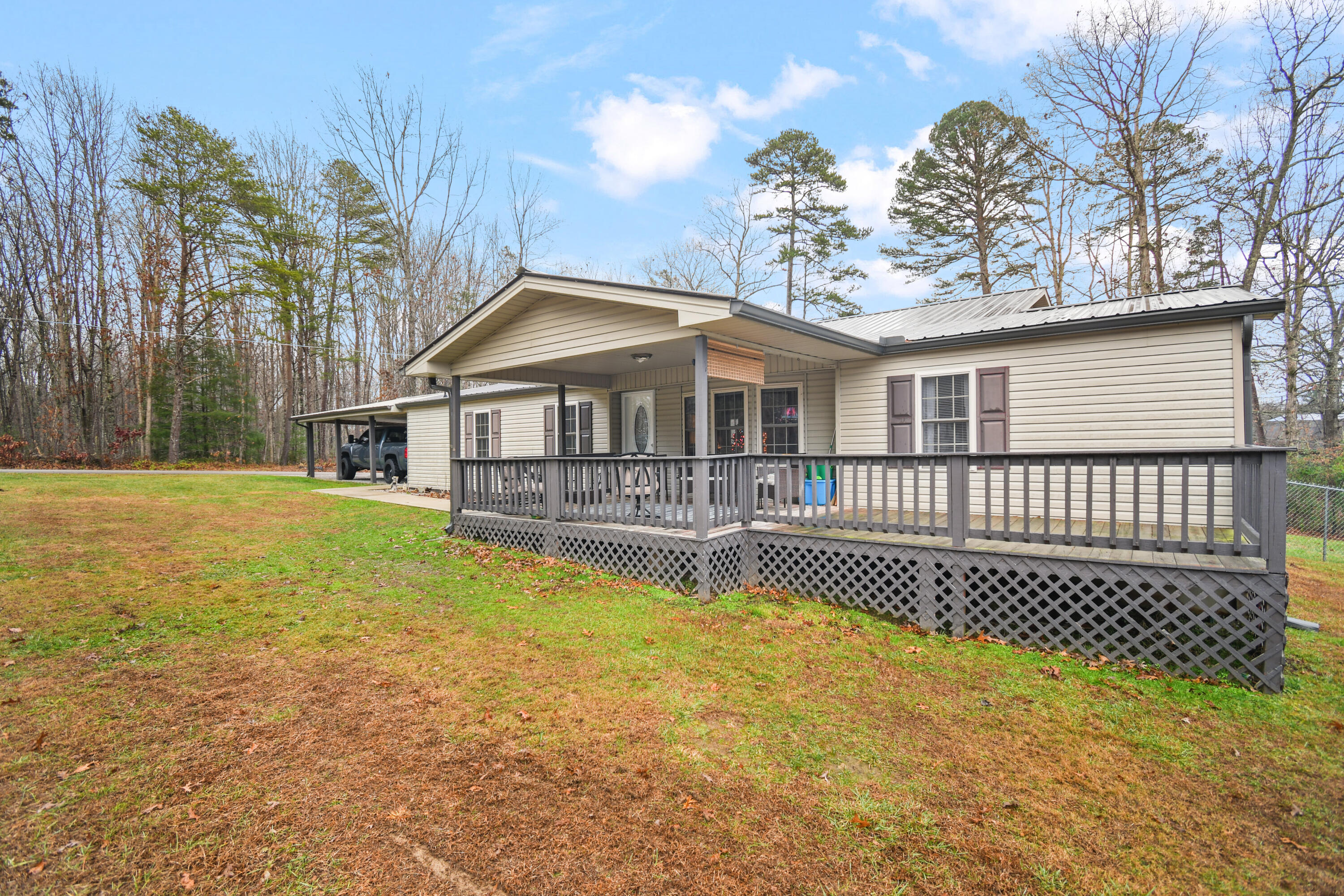 334 Vina Brown Road Stearns, KY 42647 - Photo 2 of 33 02-DSC_9501