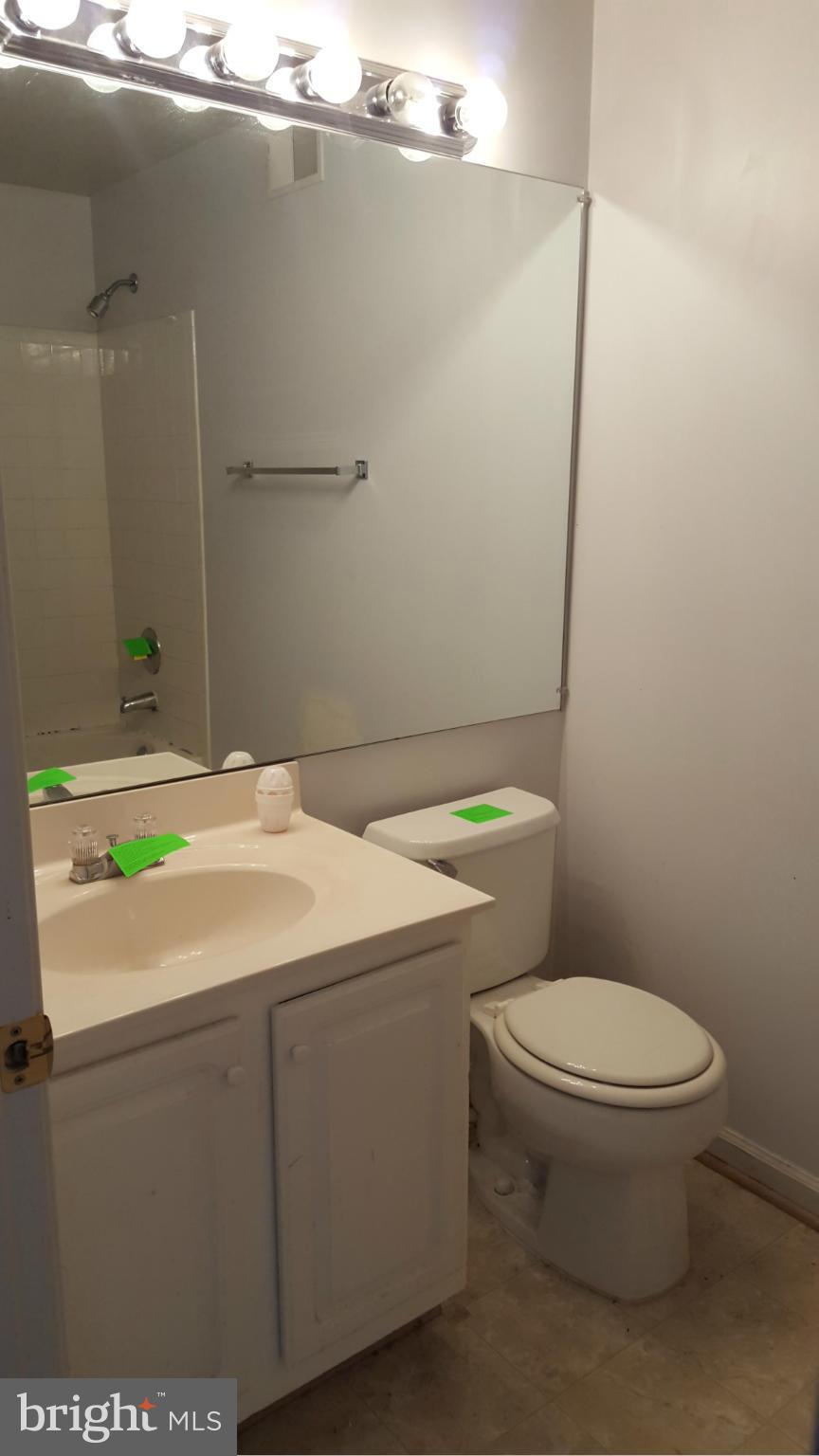 2618 Cameron Way Frederick, MD 21701 - Photo 14 of 22 Bath