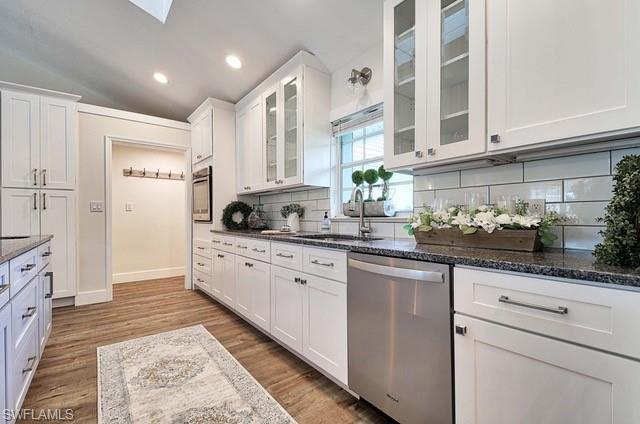 351 Torrey Pines Point Naples, FL 34113 - Photo 8 of 28 Gallery Image 8