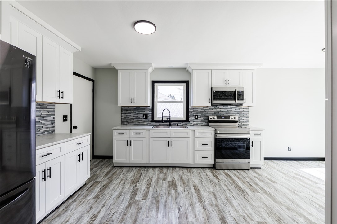 1563 Norton Street Rochester, NY 14621 - Photo 5 of 36