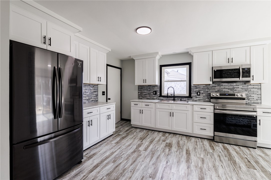 1563 Norton Street Rochester, NY 14621 - Photo 8 of 36