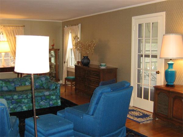 723 Bernardston Road Greenfield, MA 01301 - Photo 11 of 25 Gallery Image 11