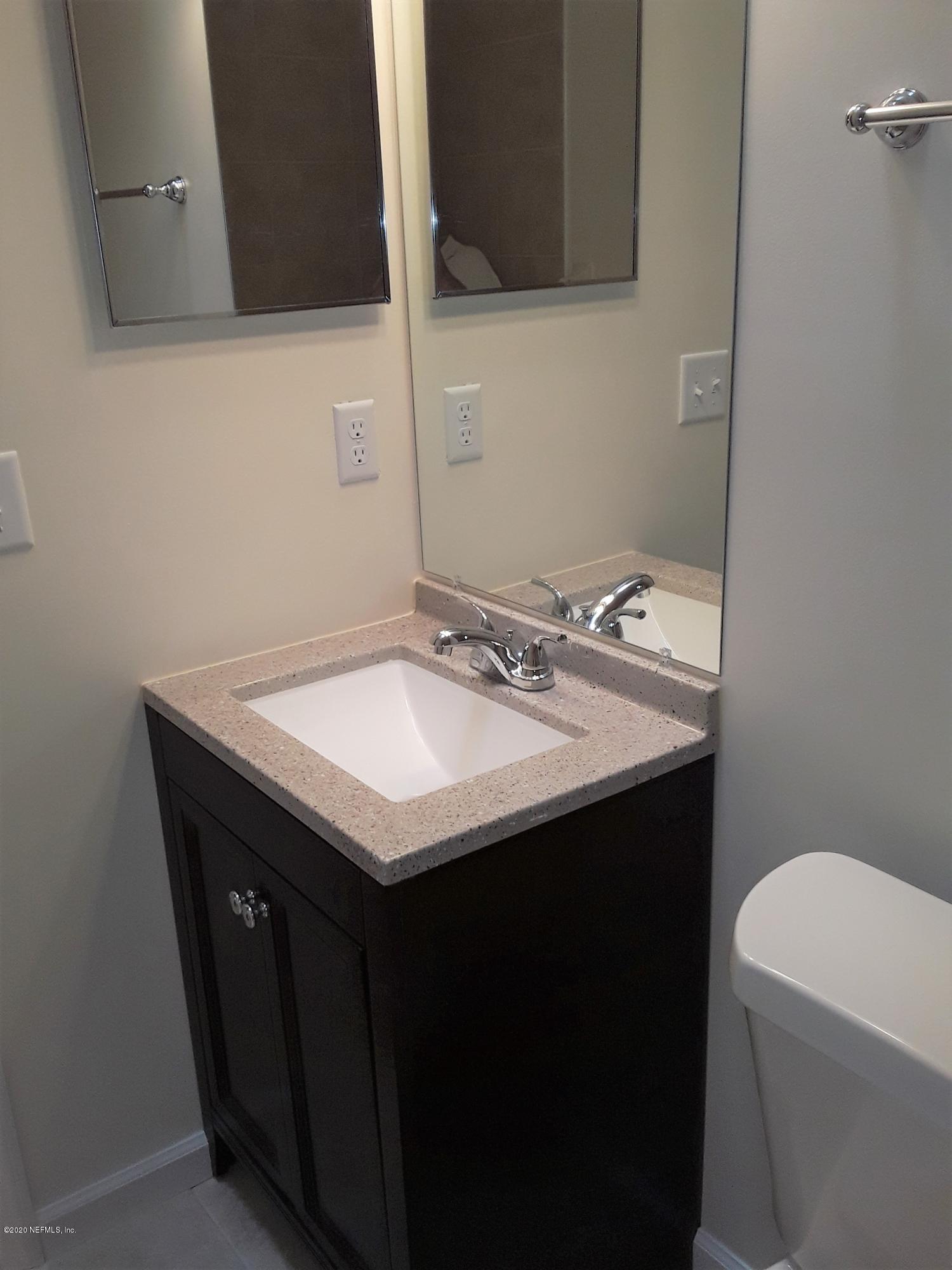 1296 Cutlass Road Orange Park, FL 32065 - Photo 15 of 18 Guest bath2
