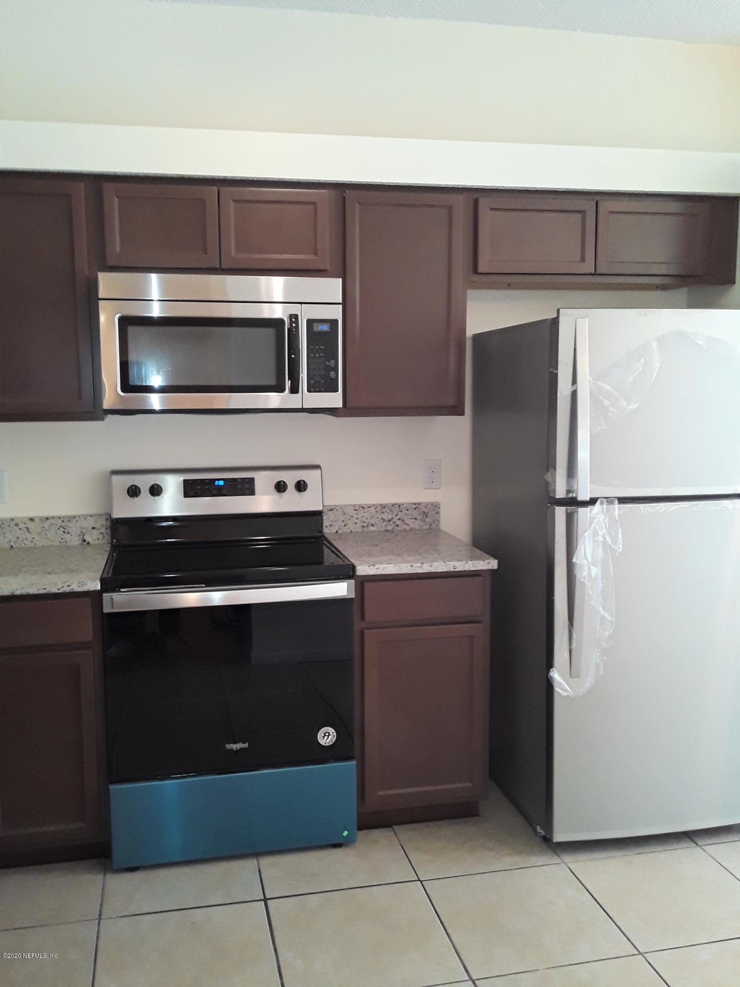 1296 Cutlass Road Orange Park, FL 32065 - Photo 3 of 18 Kitchen 2