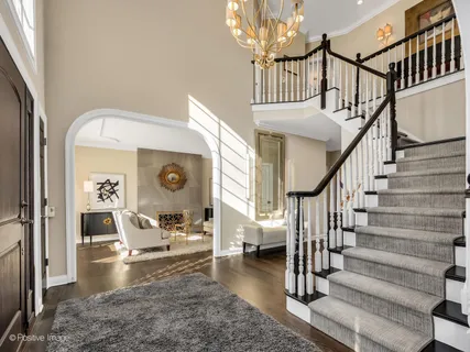 $1,799,000 | 5 Andrew Court, Burr Ridge, IL 60527