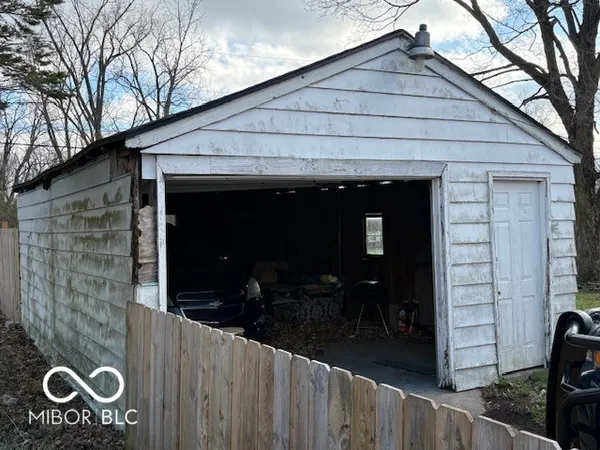 $79,900 | 1805 East Carver Drive, Muncie, IN 47303