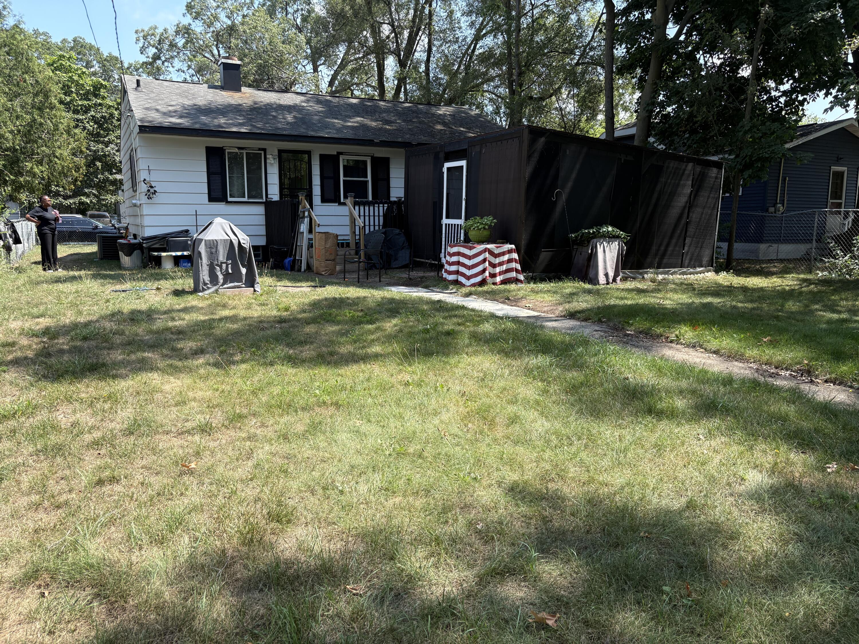 2133 Riordan Street Muskegon, MI 49444 - Photo 19 of 24 Backyard