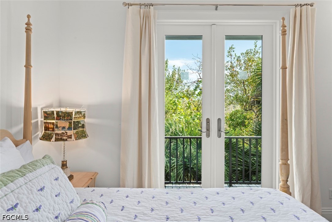 1428 Albatross Road Sanibel, FL 33957 - Photo 27 of 45