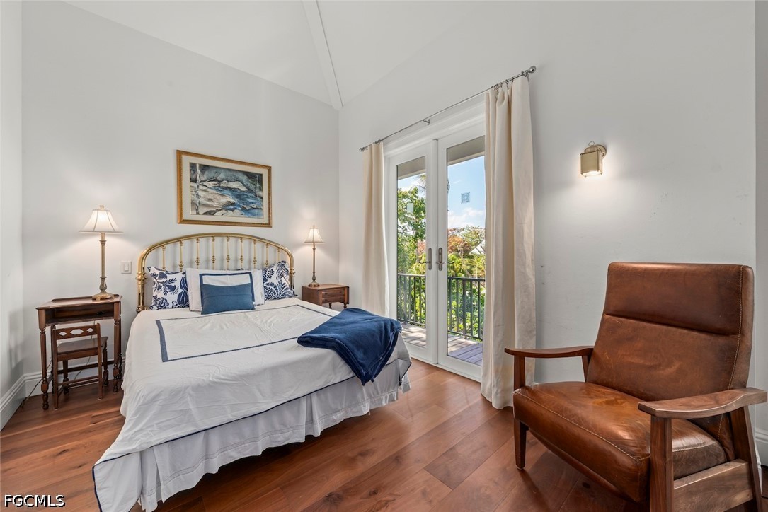 1428 Albatross Road Sanibel, FL 33957 - Photo 30 of 45