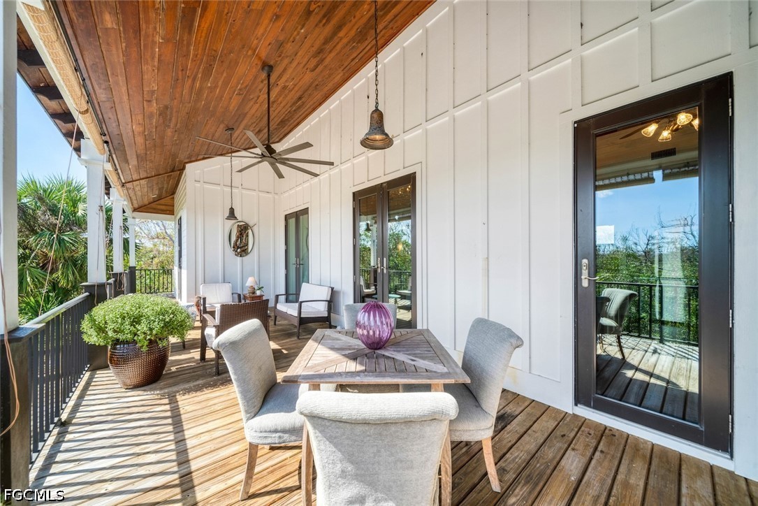 1428 Albatross Road Sanibel, FL 33957 - Photo 3 of 45