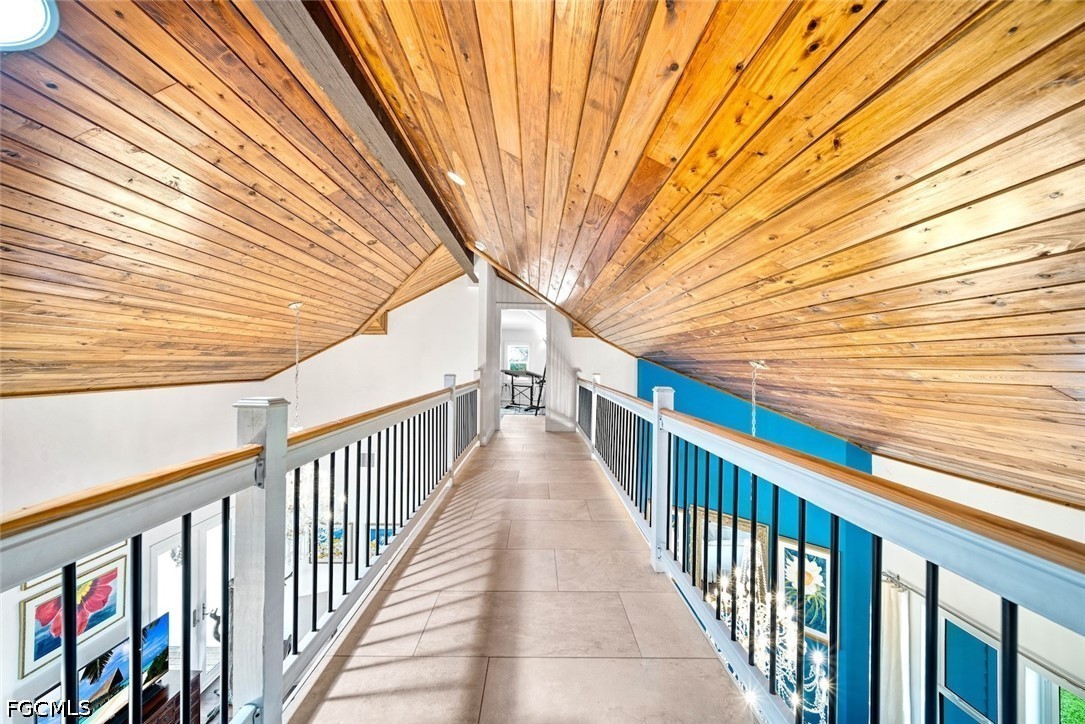 1428 Albatross Road Sanibel, FL 33957 - Photo 35 of 45