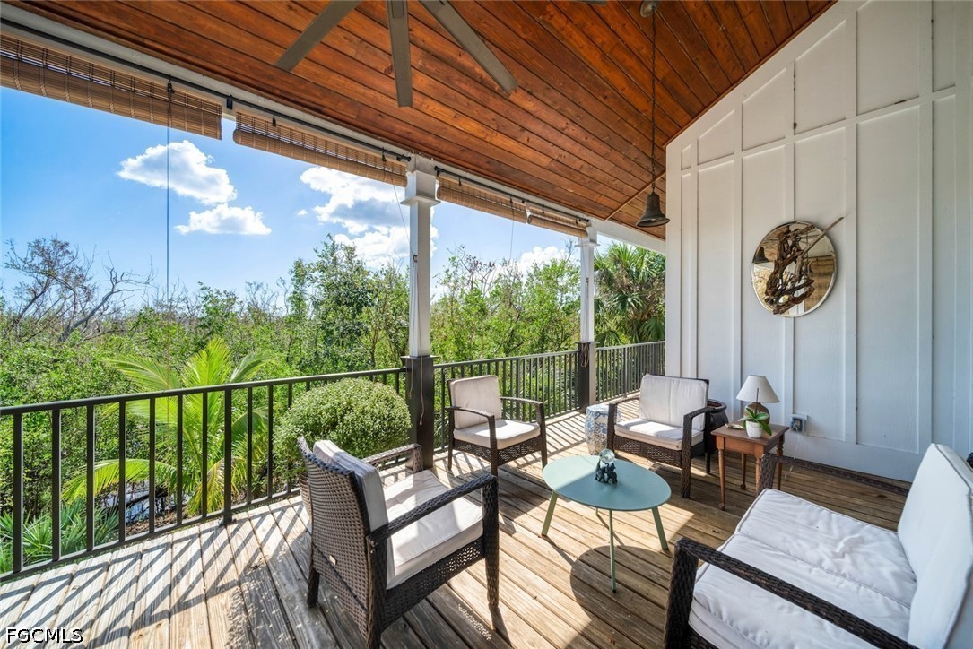 1428 Albatross Road Sanibel, FL 33957 - Photo 41 of 45