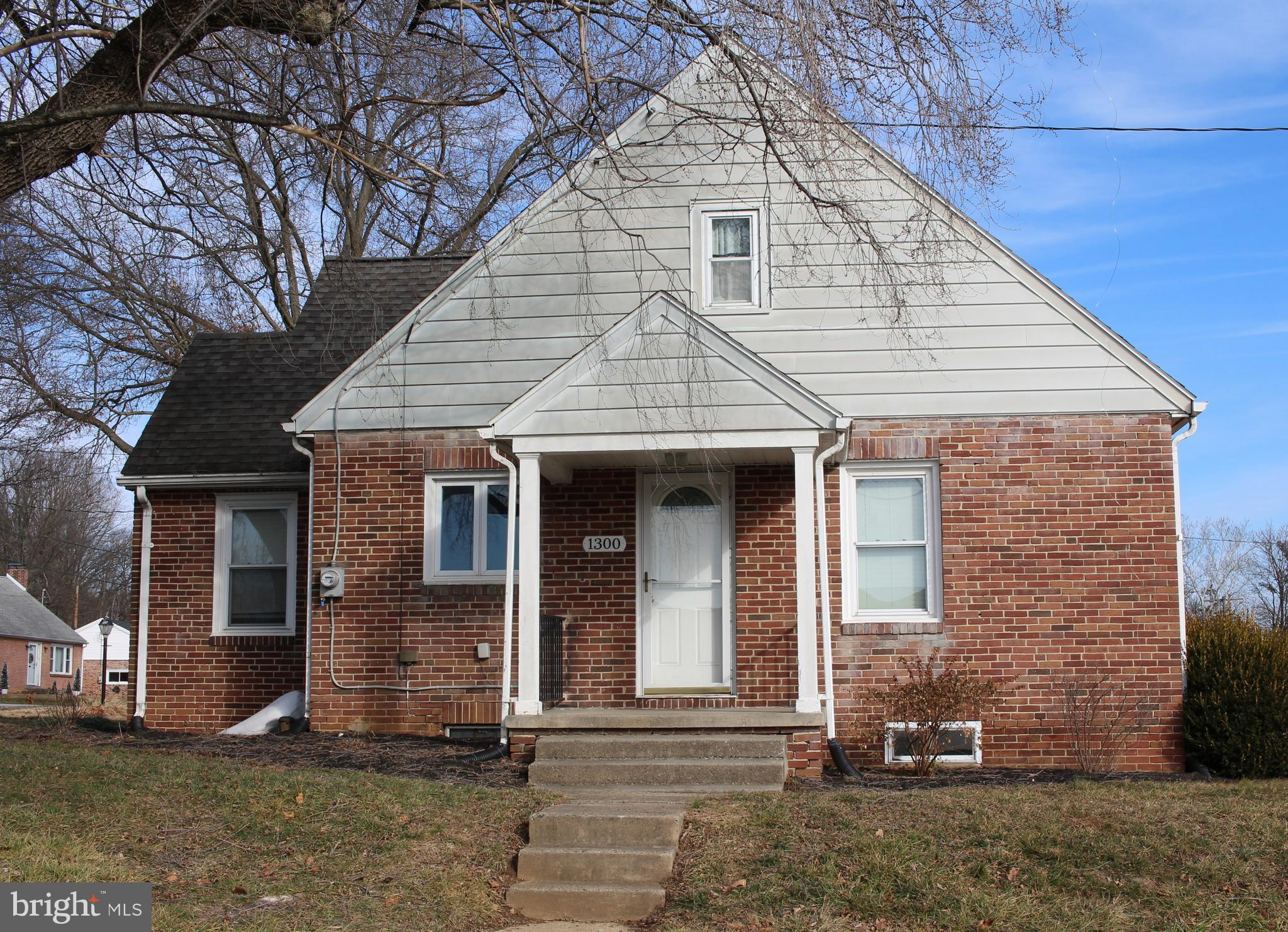 1300 Bonneview Road York, PA 17406 - Photo 4 of 26 Gallery Image 4