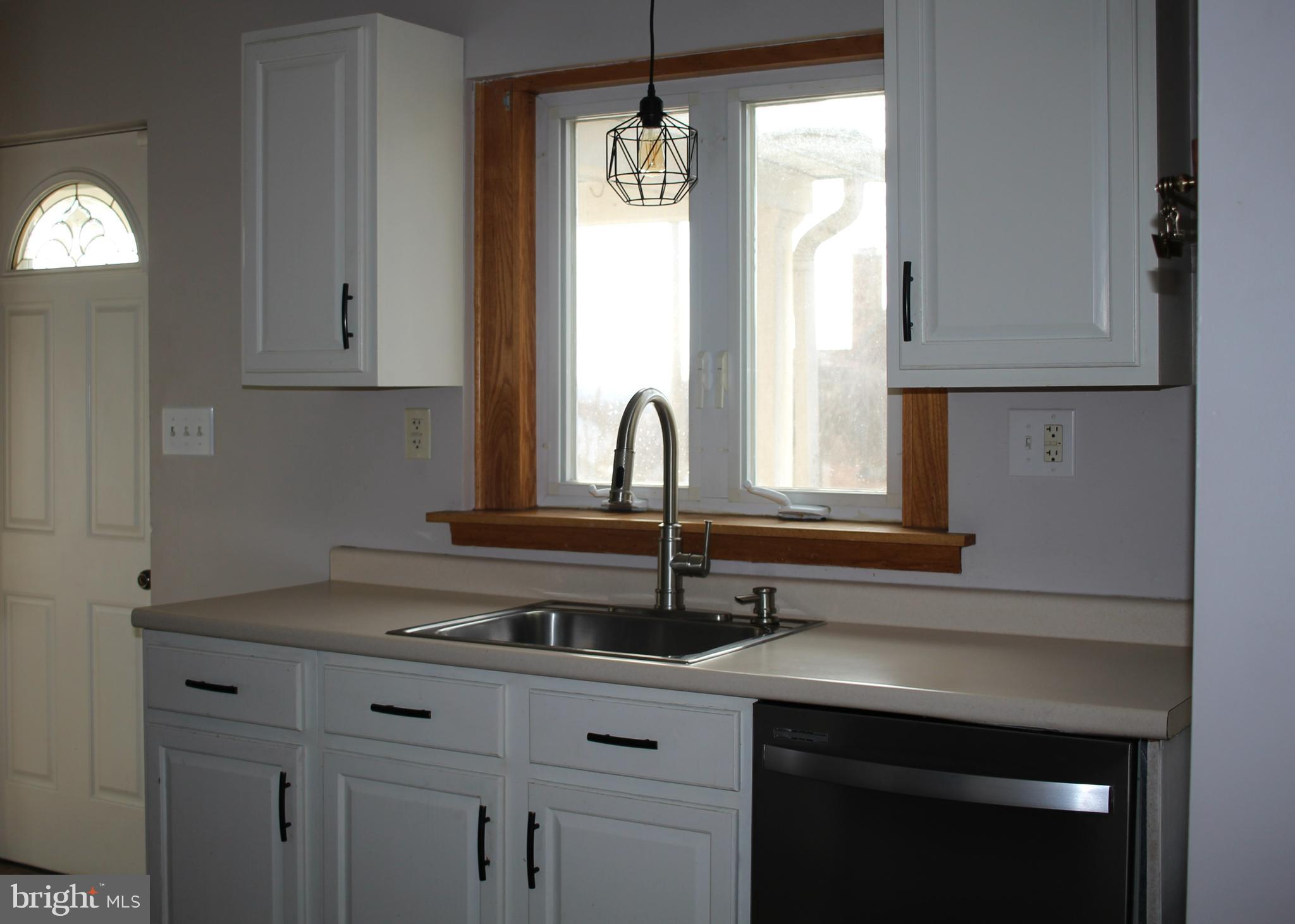 1300 Bonneview Road York, PA 17406 - Photo 8 of 26 Gallery Image 8