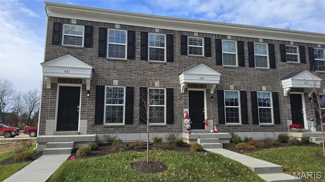 $2,200 | 431 Sunset Hollow Drive, Wentzville, MO 63385